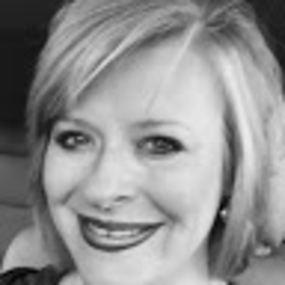 Hi, I'm Stefanie. Thanks for browsing by and I hope to be shopping with you soon - Picture 3 of 3